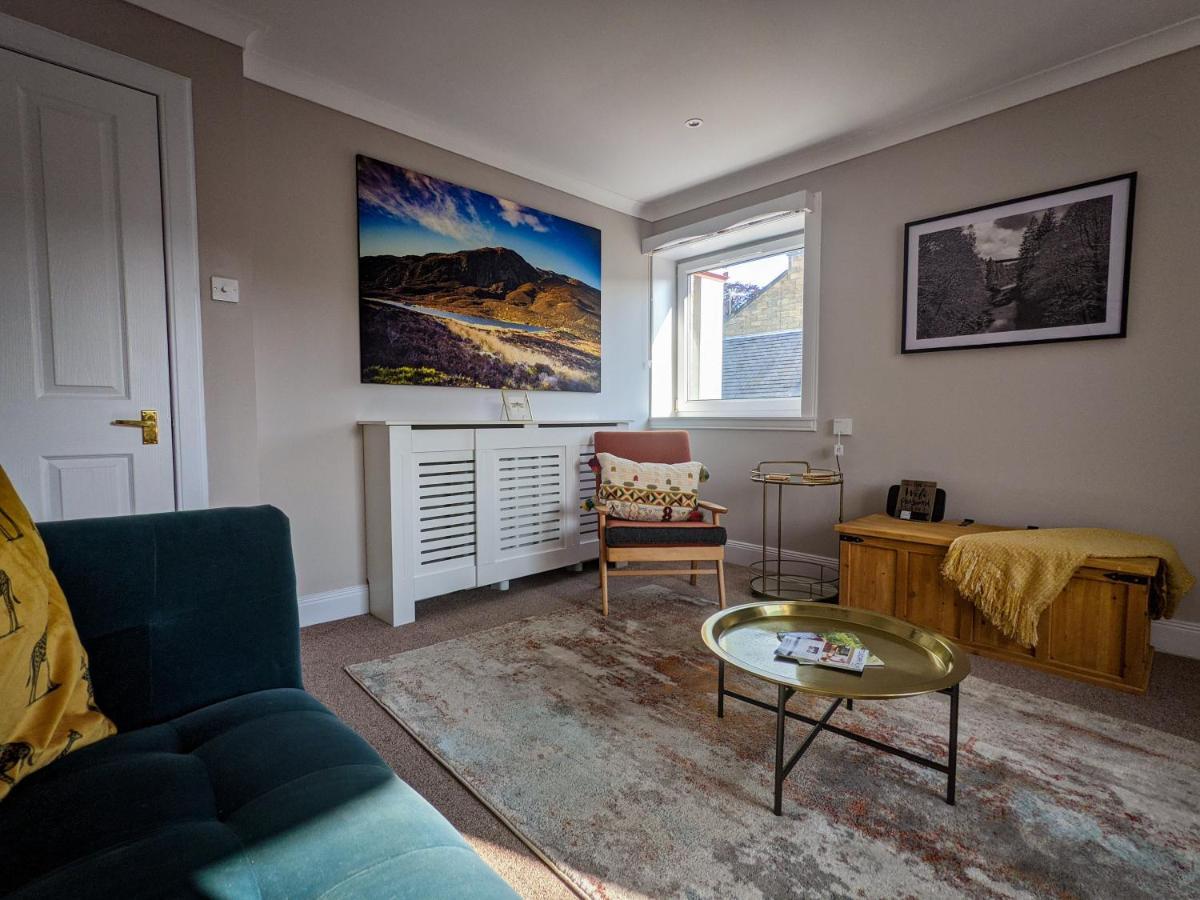 Beautiful Spacious Central Flat, פיטלוצ'רי מראה חיצוני תמונה