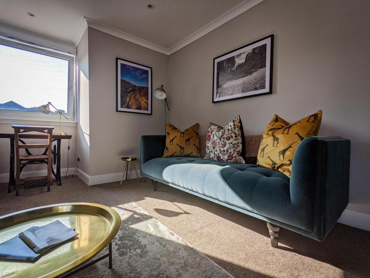 Beautiful Spacious Central Flat, פיטלוצ'רי מראה חיצוני תמונה